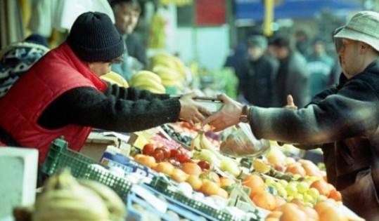 Modificări legislative în privința comercializării fructelor și legumelor proaspete. Se va impune necesitatea calibrării și etichetării acestora