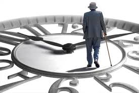 Sindicatele: Majorarea vârstei de pensionare de la 57 la 62 de ani ar fi o povară mult prea grea pentru femei