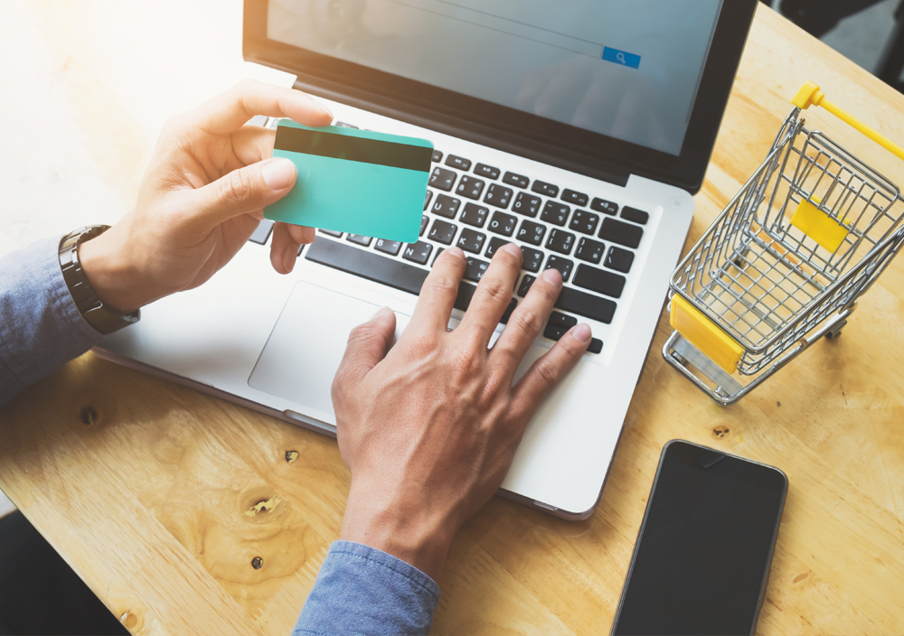 Modificarea legislației cu privire la comerțul electronic și semnătura electronică