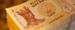 În Moldova cele mai multe bancnote în circulaţie sunt cele de un leu - câte 25 bucăţi pe cap de locuitor