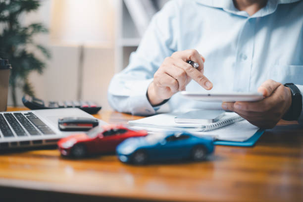 Vânzarea-cumpărarea online a vehiculelor este disponibilă, inclusiv, pentru persoanele juridice