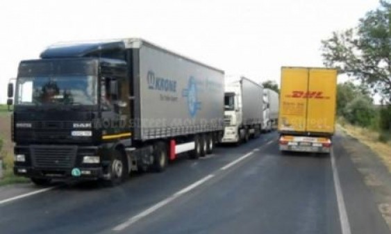 În atenția transportatorilor de mărfuri: Depunerea declarației generale de sosire devine obligatorie în Ucraina
