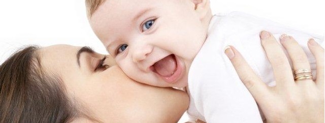 Mamele fără loc de muncă nu pot fi private de indemnizaţia de maternitate