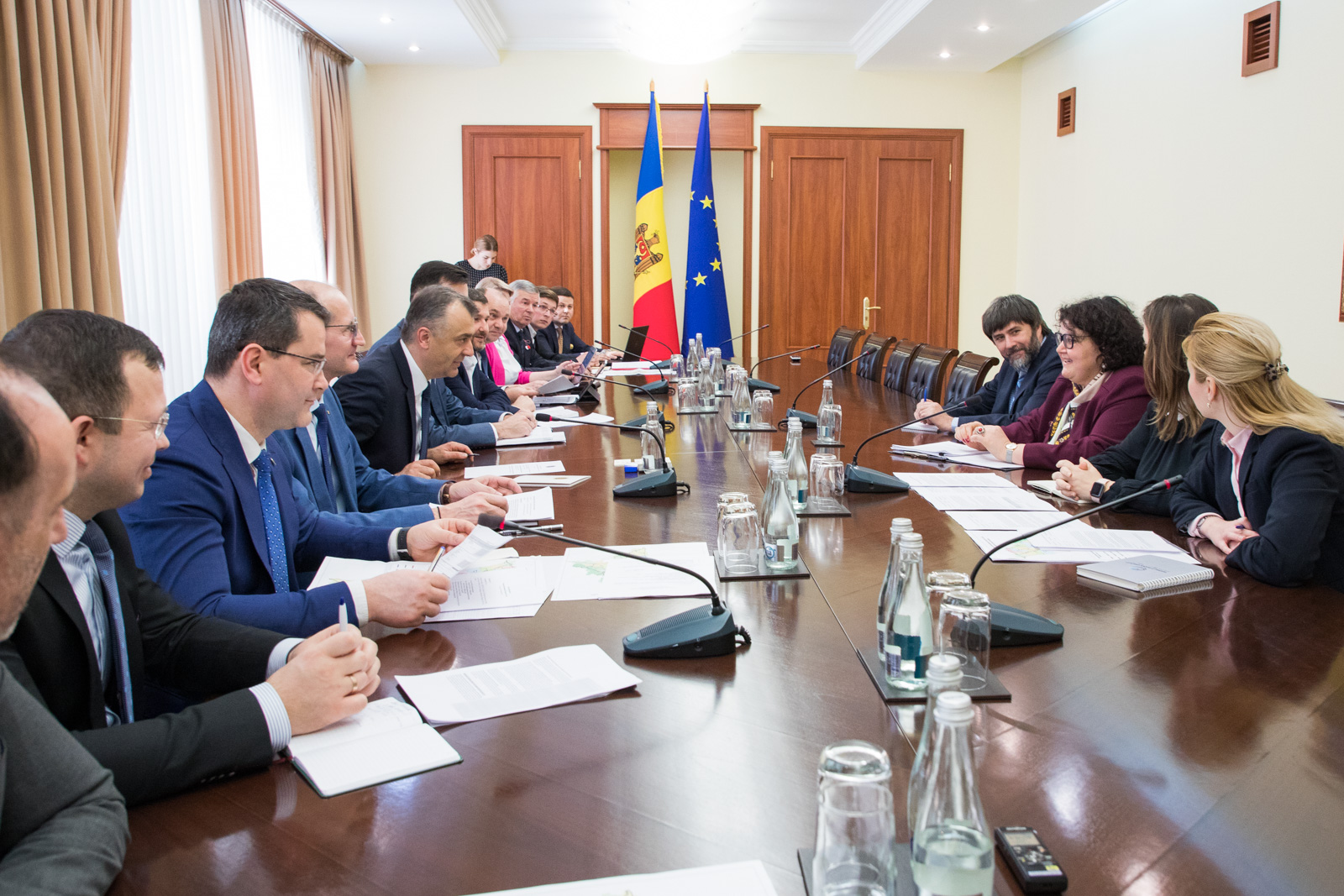 La Guvern s-a discutat despre etapa de implementare a unor proiecte finanțate de Banca Mondială