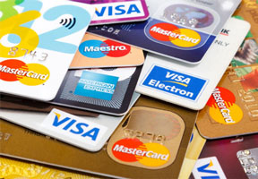 Suma operaţiunilor efectuate cu folosirea cardurilor bancare în Moldova a crescut cu 1,906 mlrd. lei