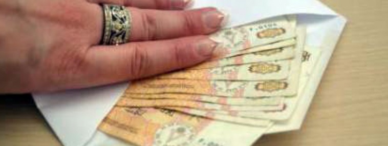 Peste 80% dintre angajații din Moldova primesc salarii în plic