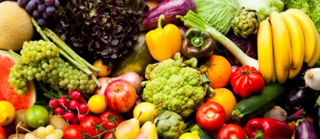 Standardele de calitate pentru mai multe fructe şi legume proaspete, ajustate la normele europene