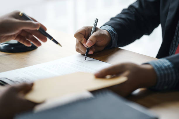 Obligațiile fiscale în cadrul contractului de prestare serviciu încheiat între persoana fizică și juridică