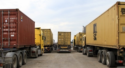 Exporturile Republicii Moldova continuă să scadă
