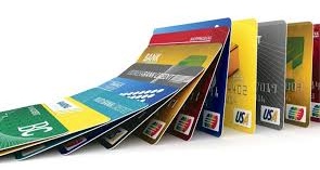 Angajatorii din orașe ar putea fi obligați să achite salariile doar prin intermediul cardurilor bancare. În numerar - doar în zonele rurale