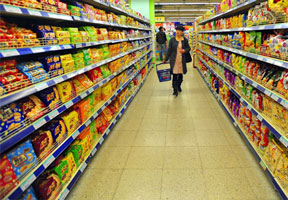 STATUL AR PUTEA ÎNTOARCE COMPANIILOR BANII ÎNCASAȚI DE LA ÎNCEPUTUL ANULUI PENTRU TAXAREA AMBALAJULUI POLUANT