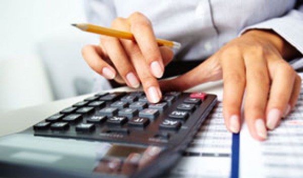 La începutul lunii mai, cheltuielile bugetului de stat al Moldovei au depăşit veniturile cu 927,5 mil. lei ($48,8 mil.)