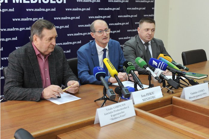 Peste 200 de companii moldovenești au primit permisiunea de a exporta în Federaţia Rusă