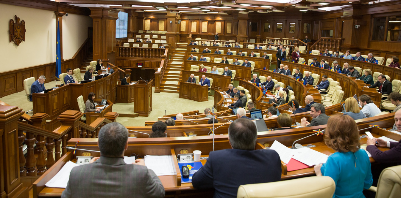 Parlamentul a votat o lege prin care încurajează crearea și funcționarea eficientă a grupurilor de producători agricoli