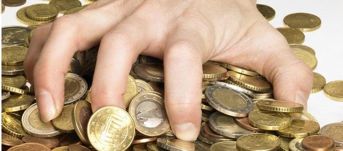 Guvernul prognozează că în următorii trei ani, leul se va devaloriza față de dolar cu aproximativ 8,5%