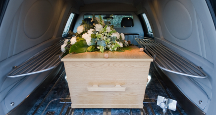 Afacerile cu servicii funerare ar putea fi scutite de taxele locale