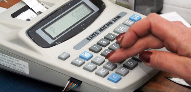 Persoanele fizice cu venituri de până la 600 de mii de lei vor beneficia de un regim fiscal simplificat