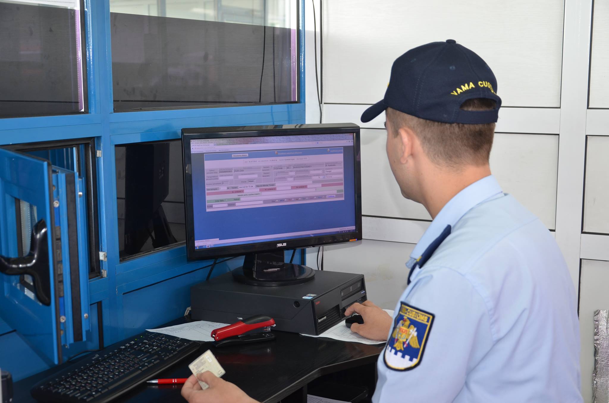 Noi facilități pentru exportatorii de mărfuri în Norvegia și Elveția