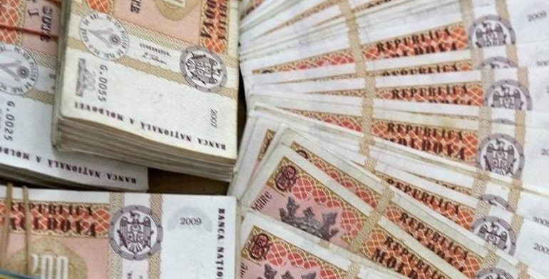 Instituțiile financiare pot fi amendate cu 5 milioane de euro pentru spălarea de bani