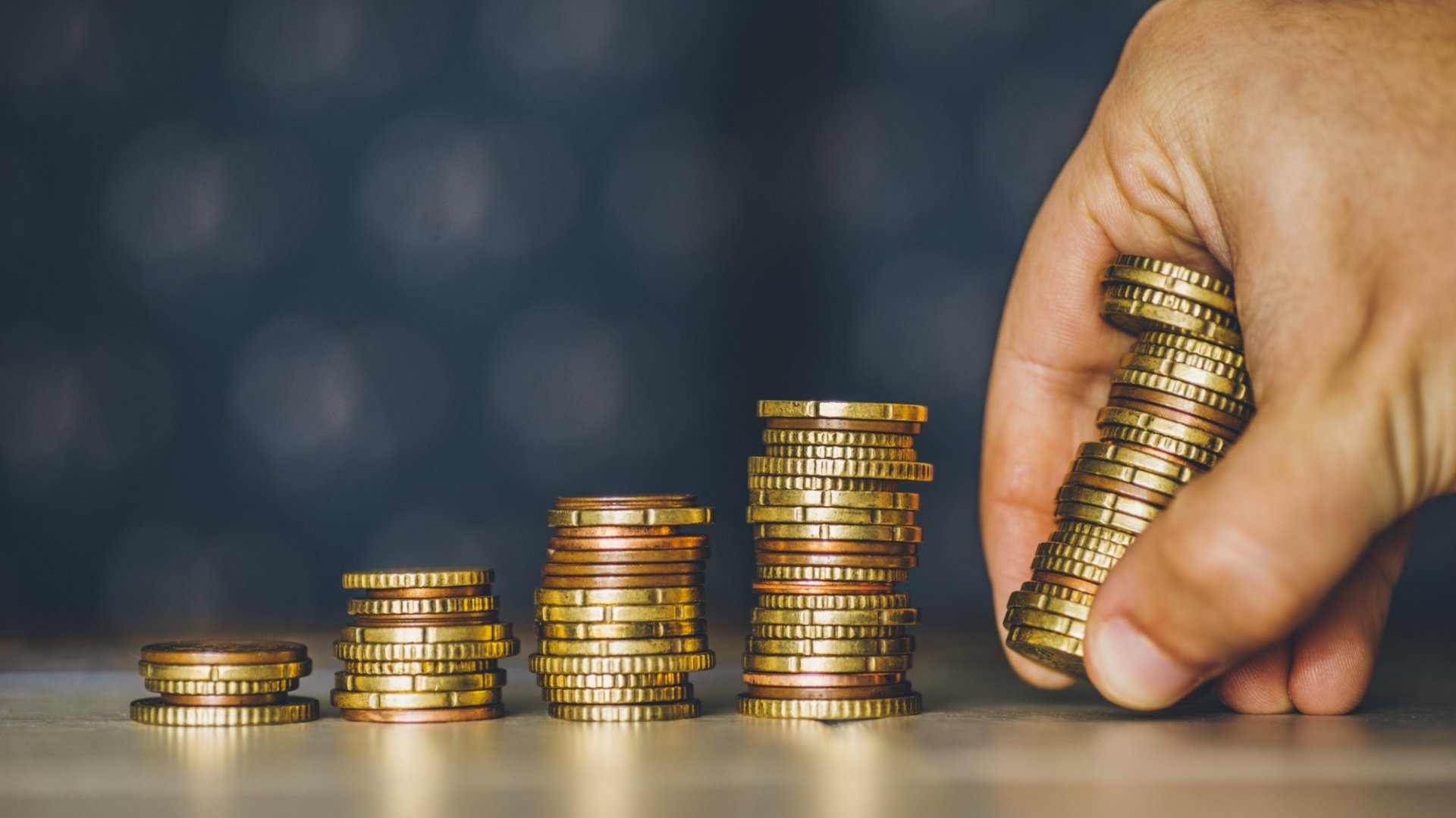 Ministerul Finanțelor a inițiat plata sumelor indexate deponenților „Băncii de Economii”